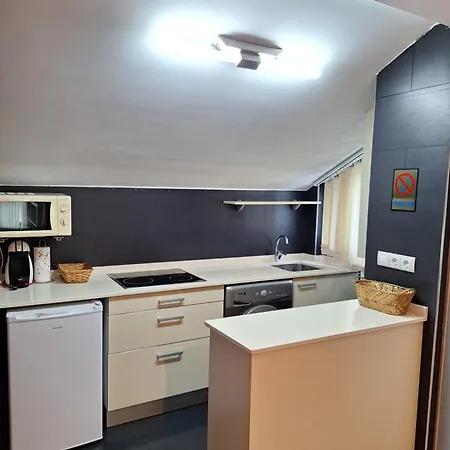 Enol Apartment