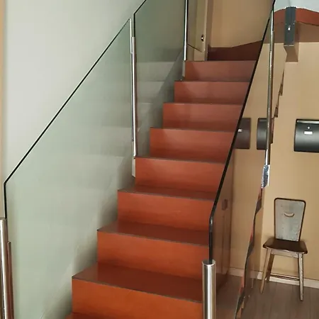 Enol Apartment